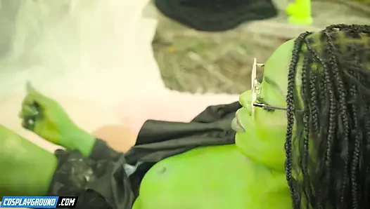 Ana foxxx ngentot kenna james pakai dildo ukuran hijau raksasa dan mereka muncrat bareng-bareng, parodi cosplay porno bejat
