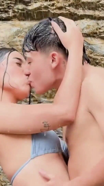 After my classes I went to the river like a magnificent university student... I met a stranger and ended up fucking him outdoors and | Clip 1