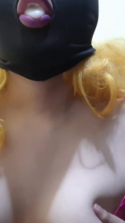 初めてのフェラチオとBDSMブラインドマスクで精液を食べる |クリップ2