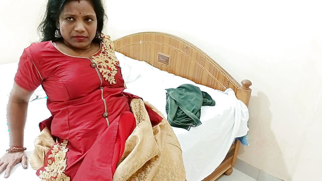 Hot Indian Beautiful Married Bhabhi Hardcore Fucking and creampied