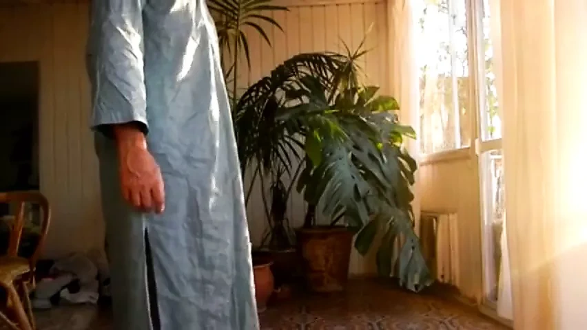 Hung arab