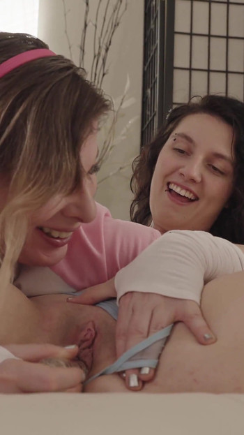 Busty Trans Jamie Kelly Loves Blake's Wet Pussy