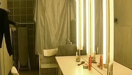 Cewek semok jerman ini nggak pernah ada waktu untuk pergi kencan!