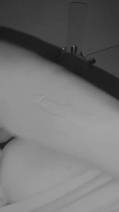 Patronumun seksi BBW karısı sikimi emiyor ve sikiyor - Aşağıdan görünüm | Clip 1