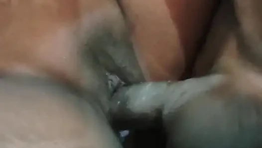 Aku menyetubuhi saudari iparku dengan keras di kamar sepanjang malam.