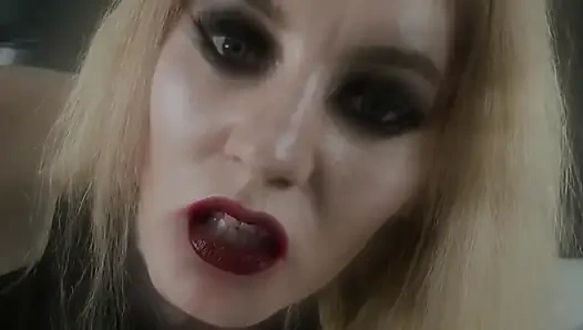 Поразила любовь