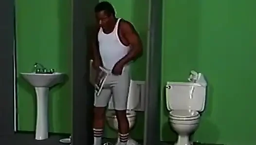 Tante semok perancis dientot habis-habisan sama kontol besar pria kulit hitam