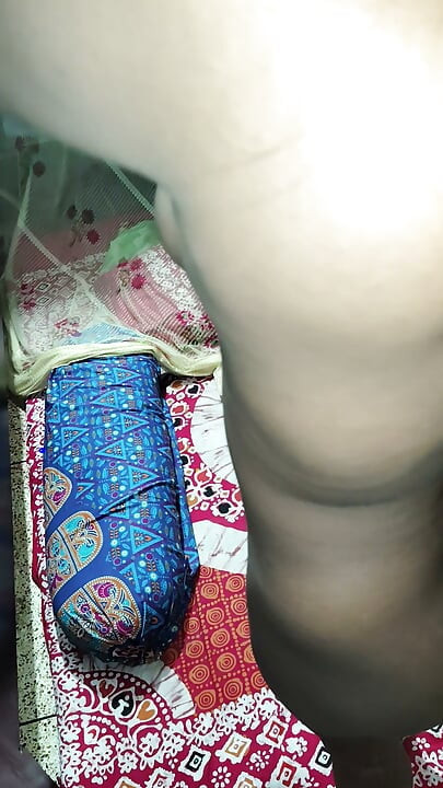 Video quan hệ mạnh bạo của cô gái quê