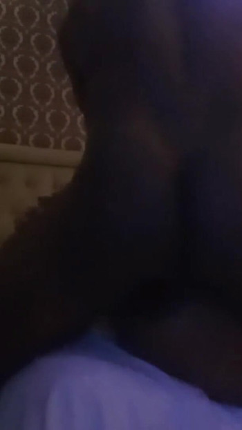 Unforgettable moment from "Toda La Mano Esto ya es demasiado ya nada la conforma la penetro rico con la mano y pide mas duro"
