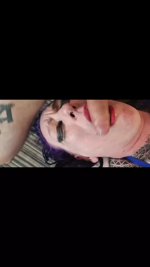 BBW Milf gives sloppy messy blowjob