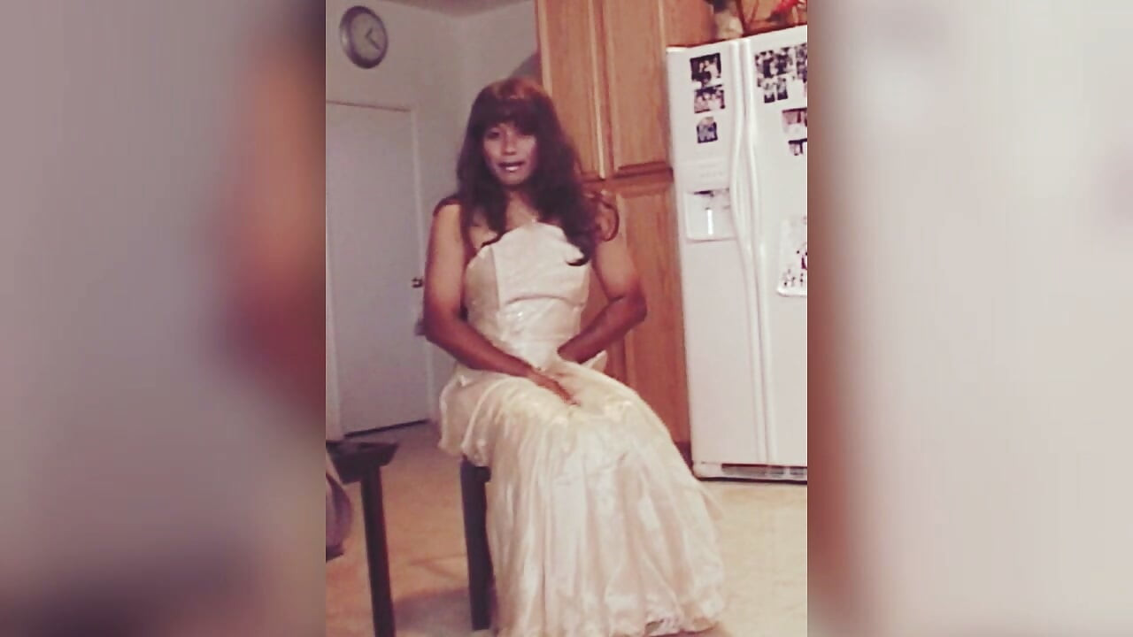 Vintage Jhazmeena - Shimmering Beautiful Bridal Gown