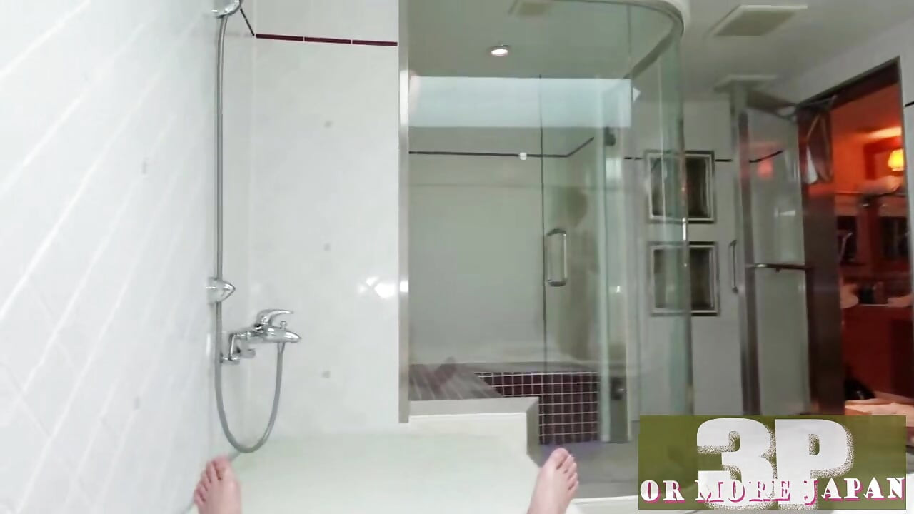 Harem 3p POV, Twin Squirting med Back-to-Back Creampie markerer en legendarisk aften