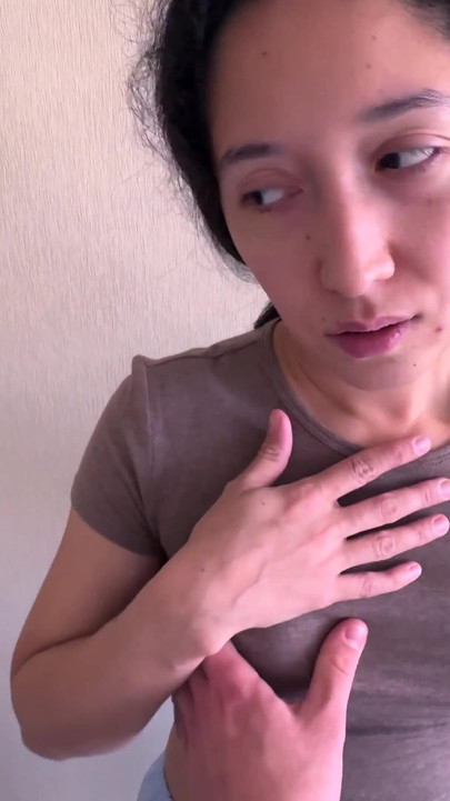 Wanita Pembersihan Asia membenarkan saya mengongkeknya untuk wang | Klip 1