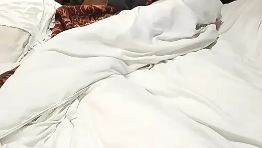 Part 1 - Desi outdoor sex with a stranger girl in the jungle.