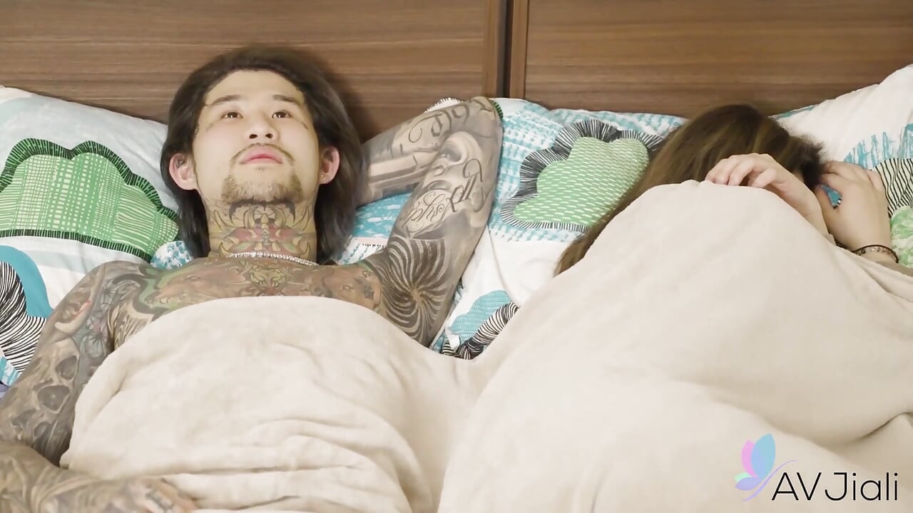 Taiwan babe and class leader Mio fucks the class bad boy