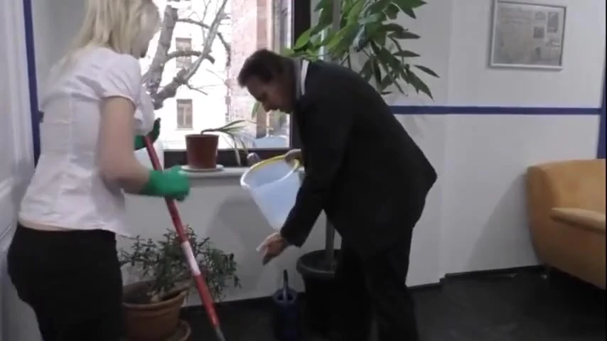 Çok güzel sarı alçı sert şekilde alınır