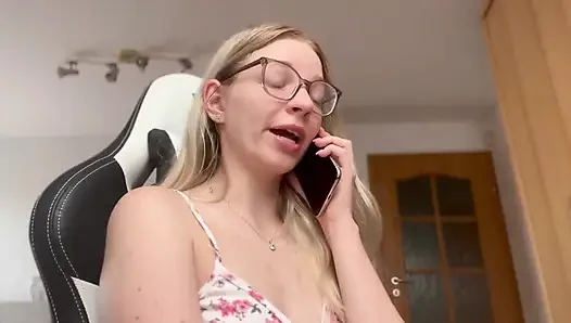 Kamu Adalah Asmr Roleplay Selingkuhan yang Tidak Kompeten
