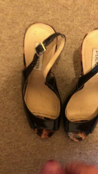 Cum on heels