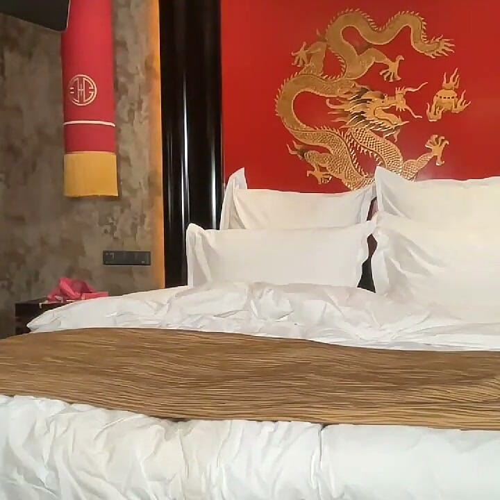 Moj live strim sa mojom kurvastom pornstar sanjarijom Tabitha Poison
