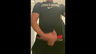 Jockdad87 je znovu nadržená v koupelně
