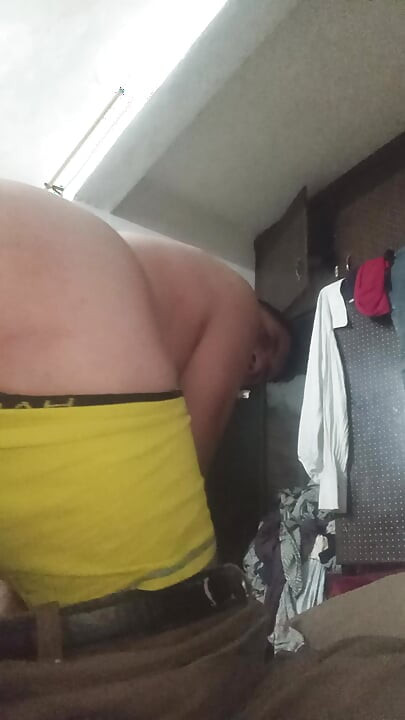 Большая белая задница голая