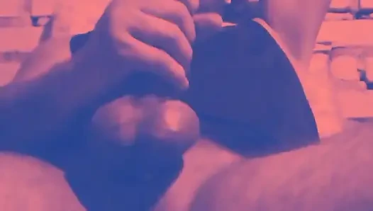 Ağır çekimde taşaklarım sallanıyor