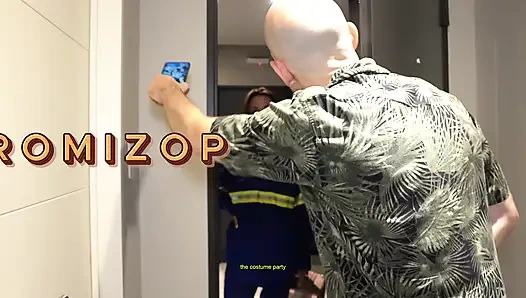 Безумный трах Romizop в видео от первого лица - эта толстая задница свела меня с ума