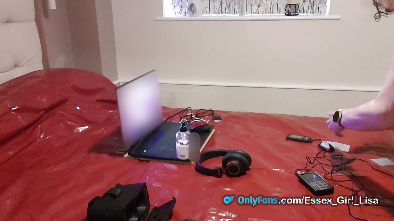 Lisa Essex electro stim and magic wand orgasmic masturbation