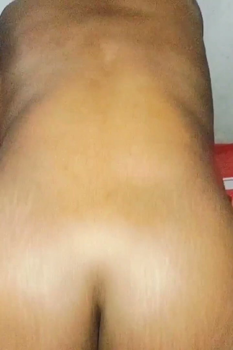 Ammande styvmamma rider sin enorma kuk