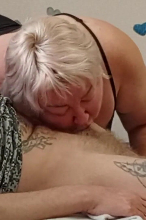 Bitch Sucks My Dick Until Cumshot