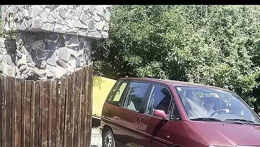 Old slave arrived to DFC - Slapped in the car