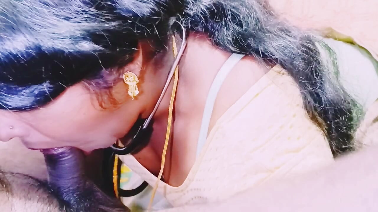 Villege docteur avec une patiente baise hardcore. Dirty talk telugu.