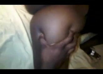 Hot Black Girl Isabella Rahman shakes her Ass on the bed