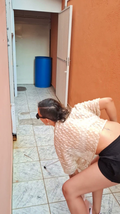 Freeze time with the blind girl in the alley. | Clip 1