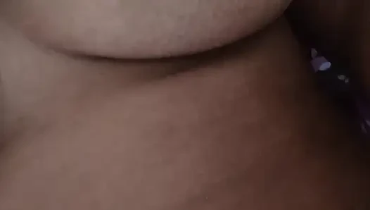 Горячая худенькая женщина