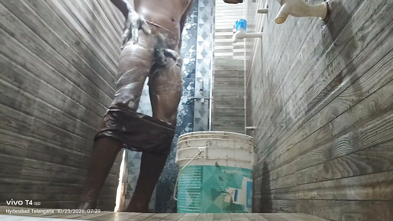 Desi scena kąpieli w związkach | Hindi Short Video 🔥Ostatni prywatny moment | Desi Video