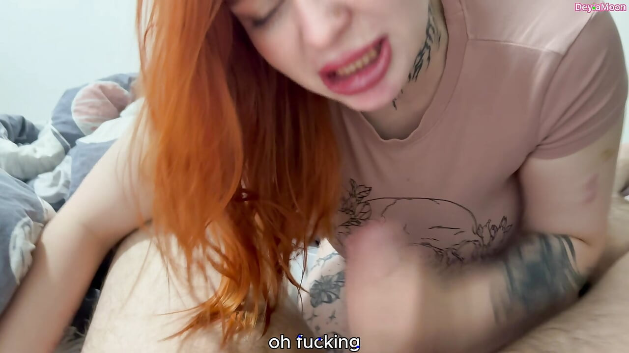 My wife, who hadn't had sex with me for a long time, got turned on and ate my cum.