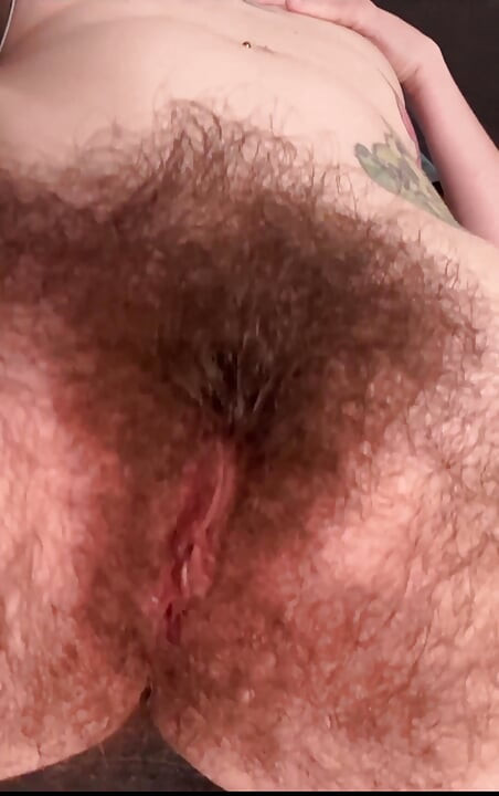 Sweaty Hairy Pussy Face Sitting
