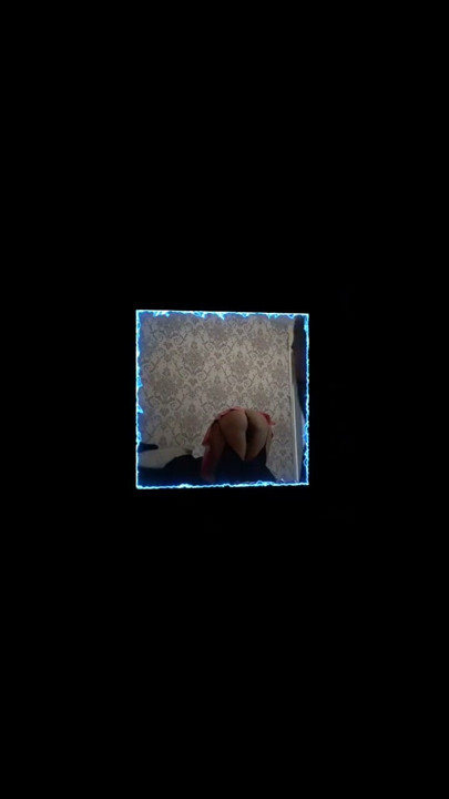 Carl o face pe mica târfă roșcată makeitraingirl să-i facă o muie lentă și plăcută, e prima ei | Clip 2