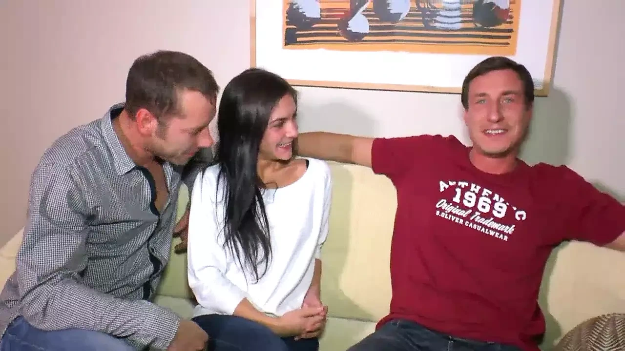 Threesome full of orgasms derived from amateur sex - 1