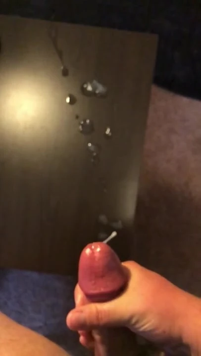 Huge Cumshot (1 week load)