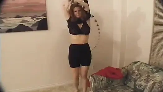 Vintage - cewek rambut merah nyepong kontol amatir sampai telan sperma bokep tahun 90-an