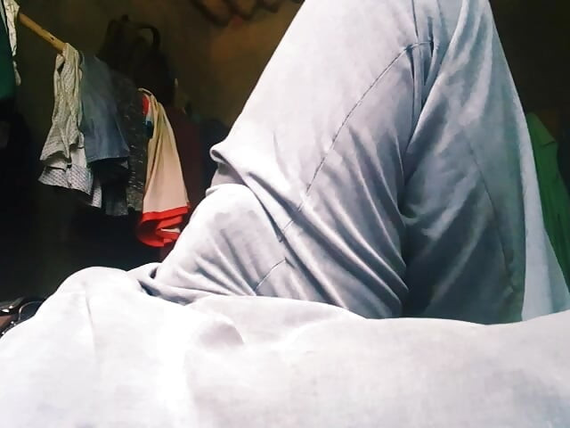 Un vieux se masturbe, branlette
