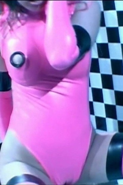 Mandy Bright The Tigress Mengambil Kesempatan