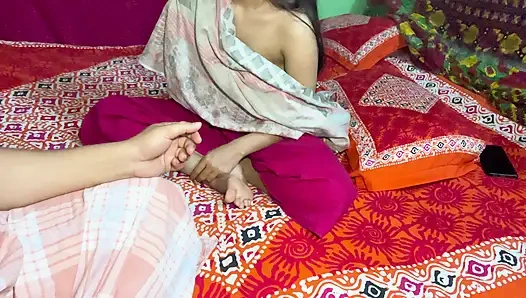 Ich habe meine sexy jüngere stiefschwester die ganze nacht gefickt, um ihre jugendliche lust zu befriedigen