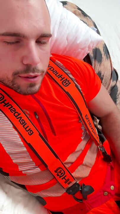 Tyler Blake Jerking off in Hivis Lumberjack Workwear - Muscle Flexes & Explosive Cumshot