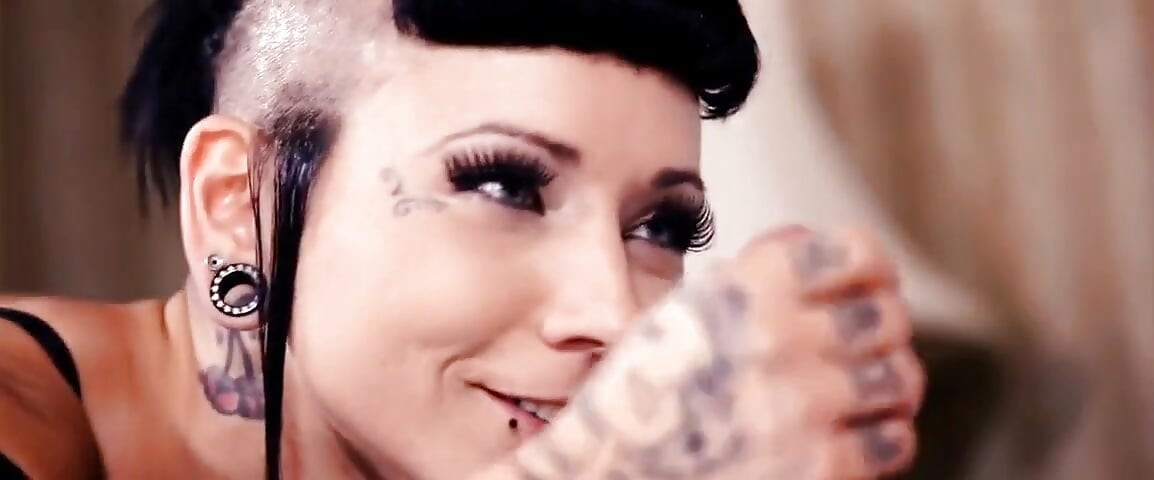 Pancutan mani Lily Fatale