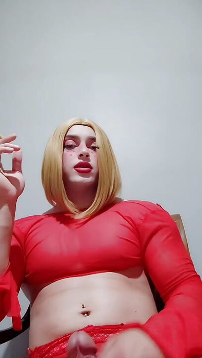 pasivni Banu roze fetiš pušenja 2