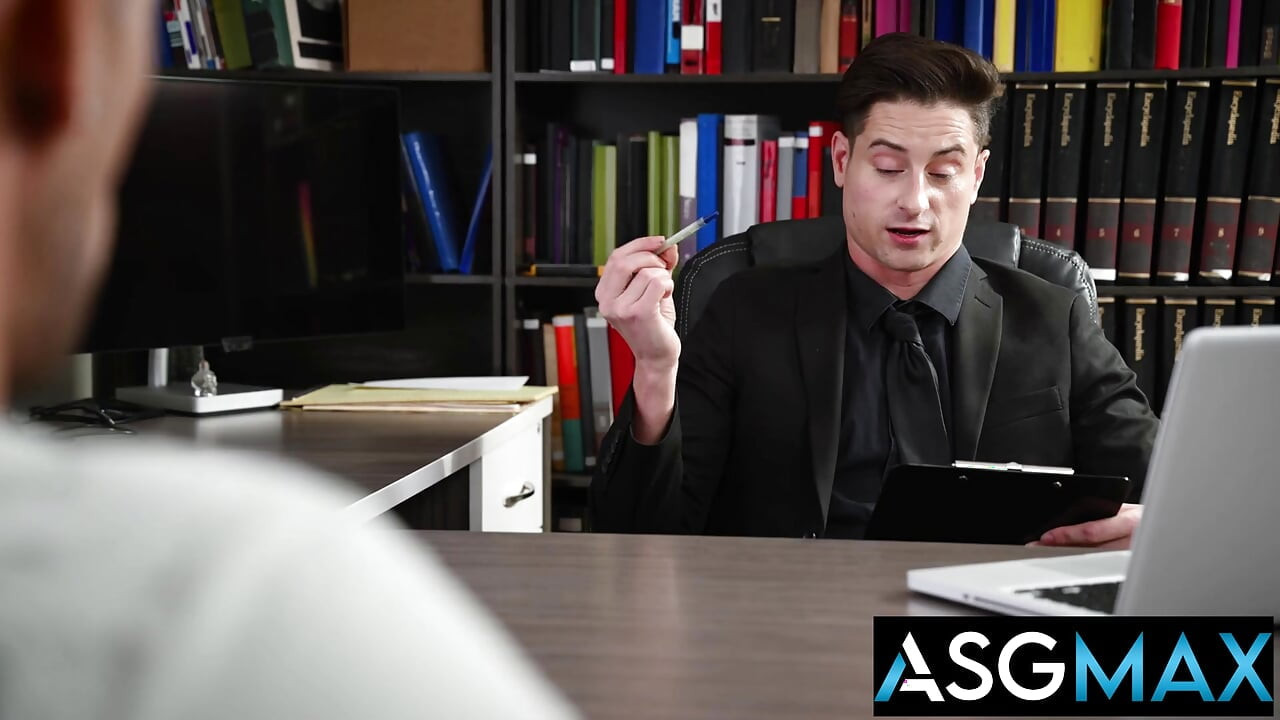 PRIDE STUDIOS - Hunk Employee Fills Boss Taylor Reign's Ass Hard