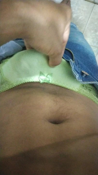 Gozada na calcinha